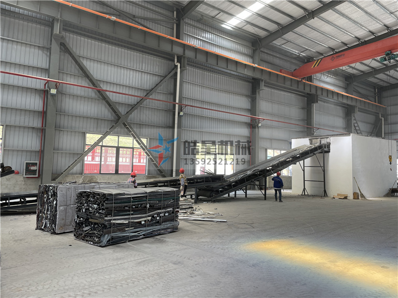 廢鋼破碎機(jī)減少舊汽車拆解料回收壓力 廢鋼破碎機(jī)減少舊汽車拆解料回收壓力